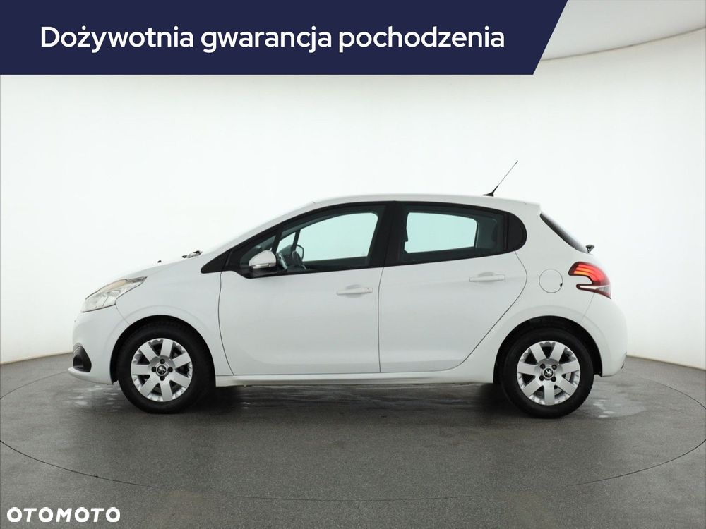 Peugeot 208 2017 photo 3