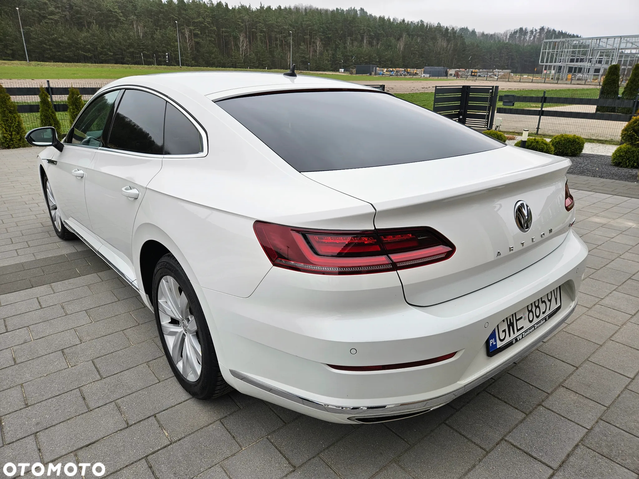Volkswagen Arteon 2.0 TDI Bi-Turbo SCR 4Mot Elegance DSG - 3