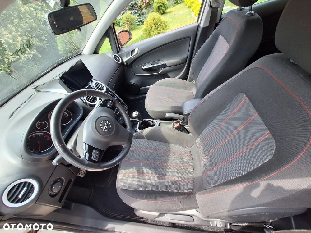 Opel Corsa 1.2 16V Sport - 14
