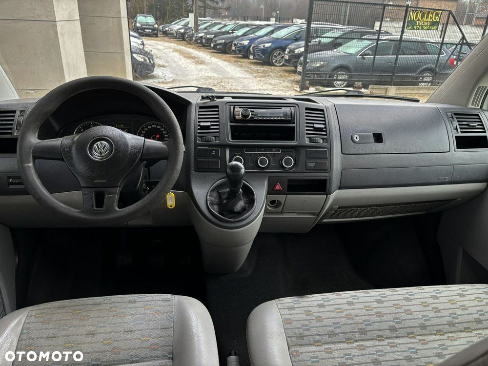Volkswagen Transporter - 24