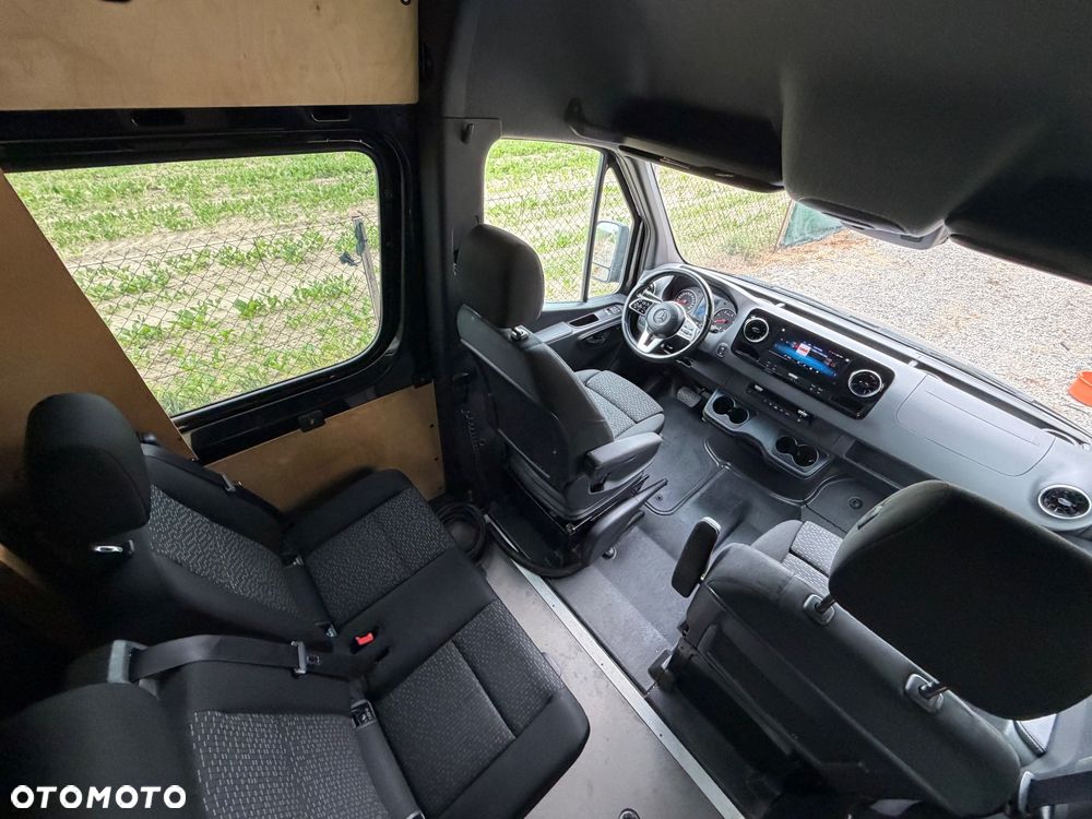 Mercedes-Benz SPRINTER - 26