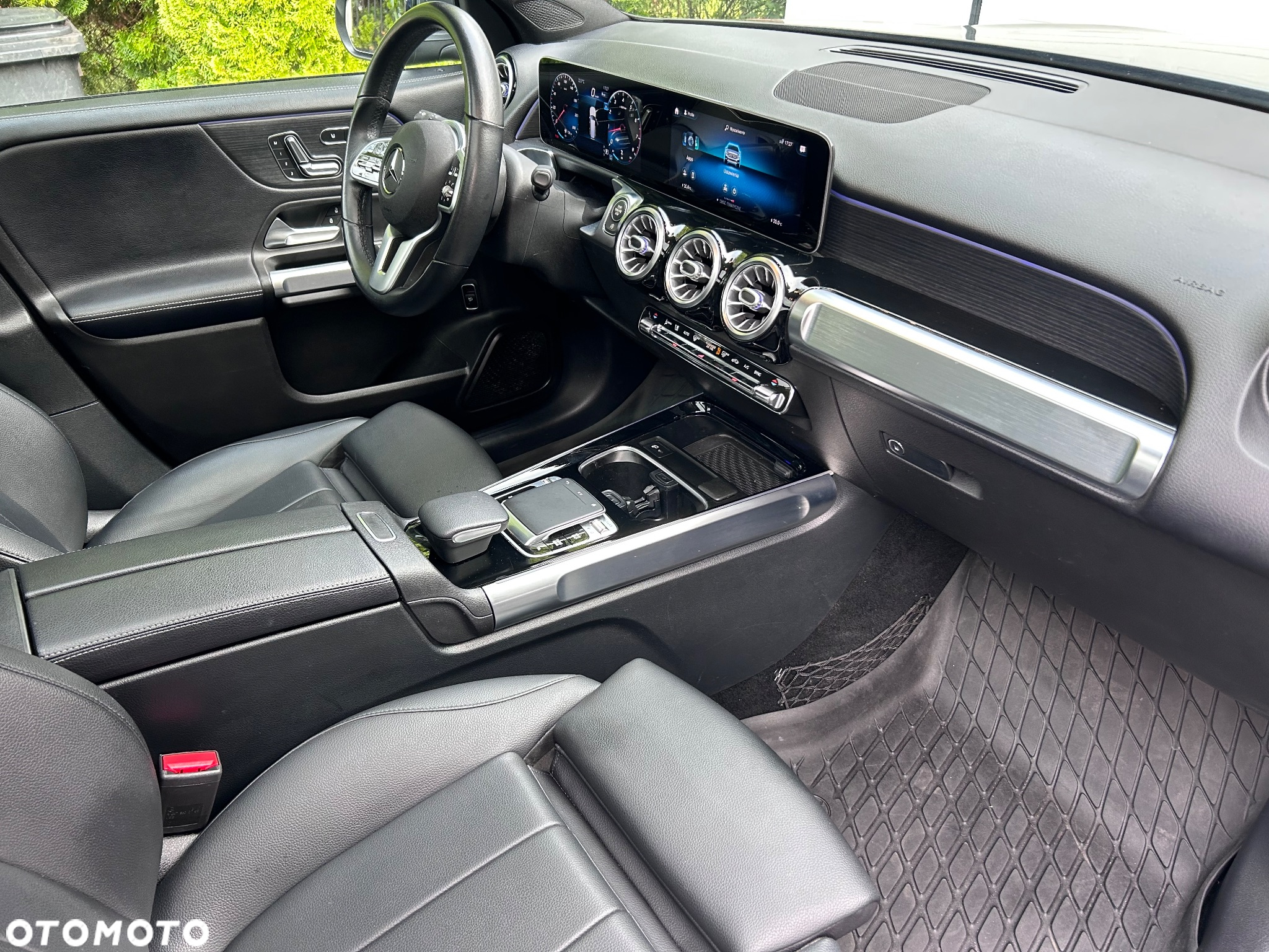 Mercedes-Benz GLB 250 4-Matic 8G-DCT - 25