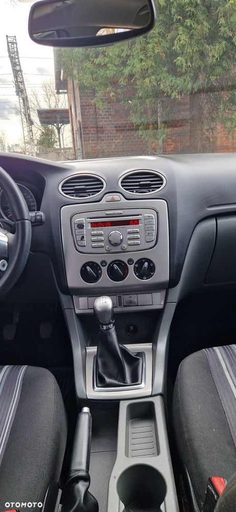 Ford Focus - 21