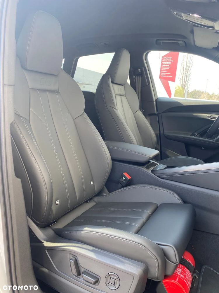 Audi Q5 40 TDI quattro S tronic S line - 13