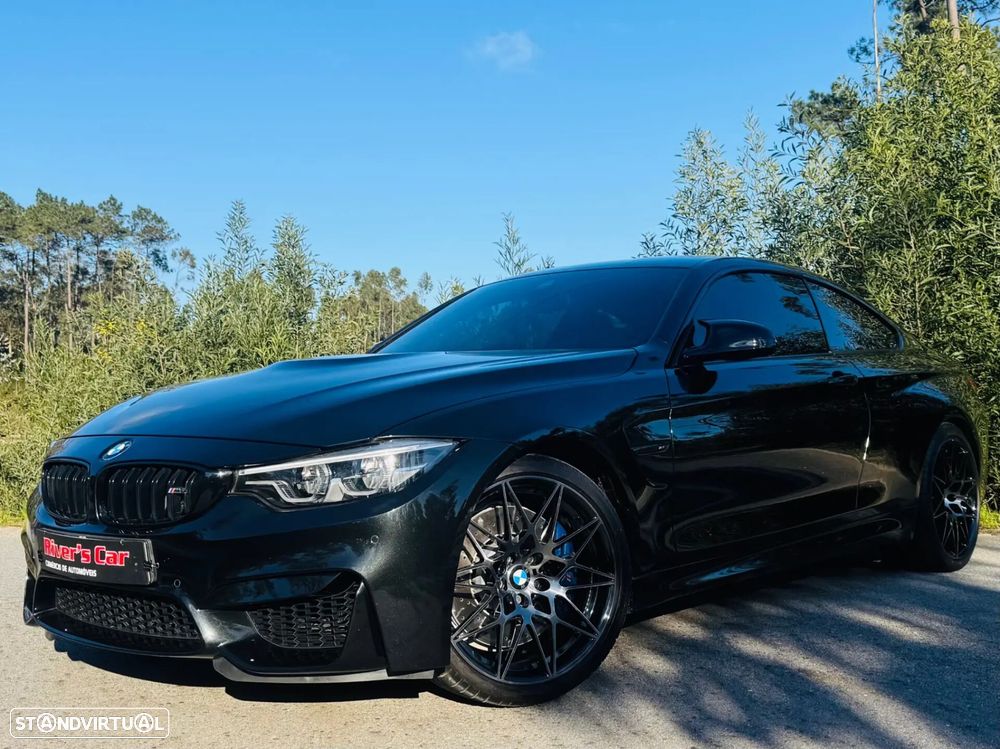 BMW M4 DKG Competition