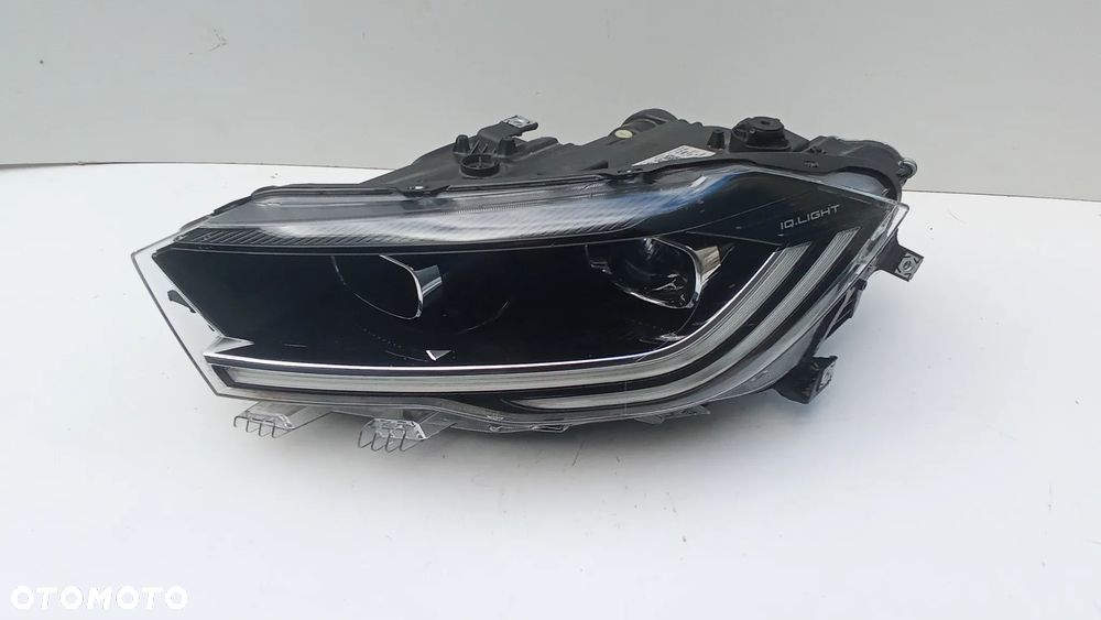 Lampa lewa vw polo 2g1 IQ light Europa
