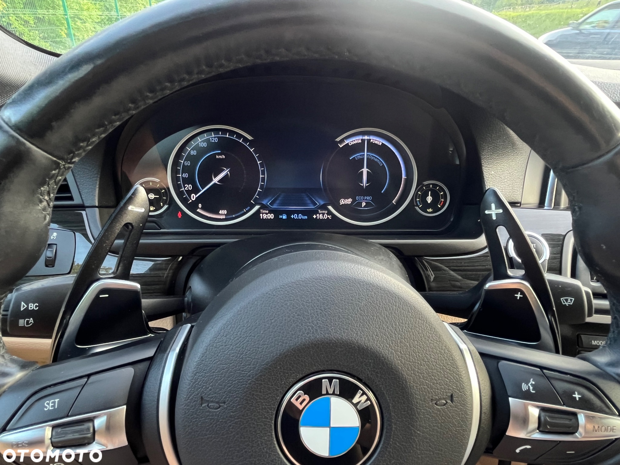 BMW Seria 5 528i xDrive - 11