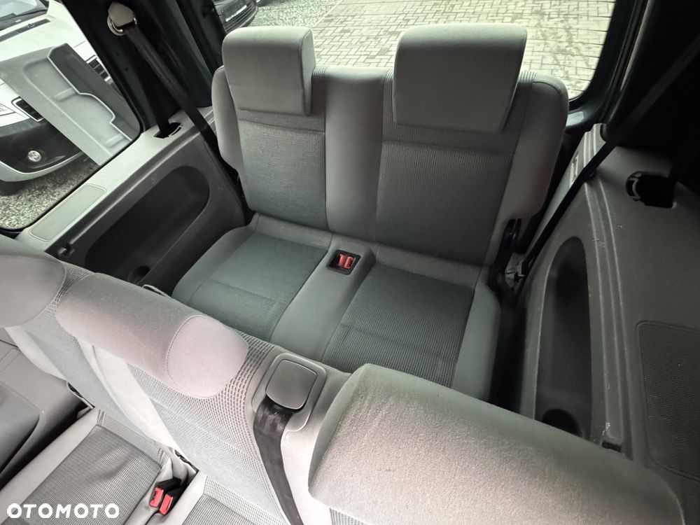 Volkswagen Caddy 1.6 Life (7-Si.) - 32