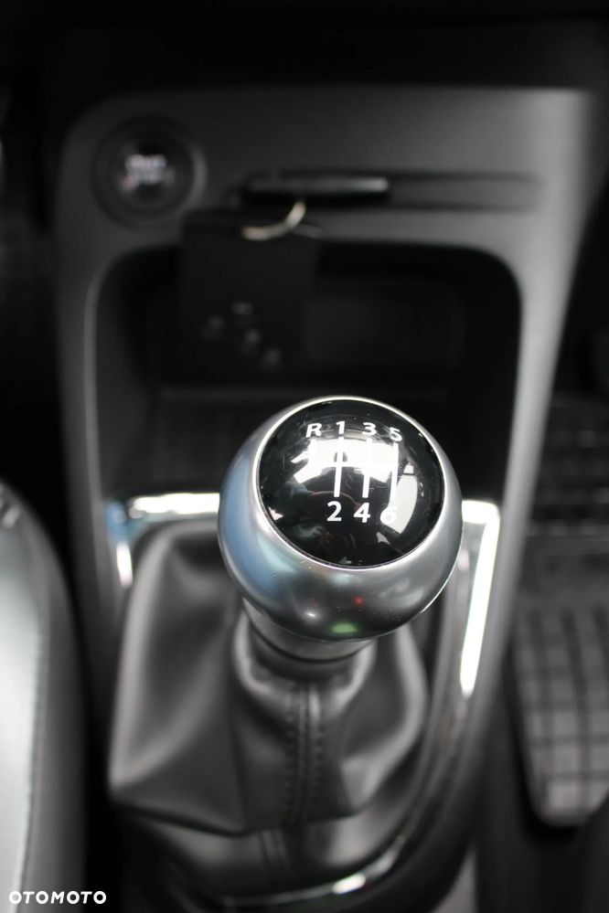 Renault Captur ENERGY TCe 120 Experience - 28