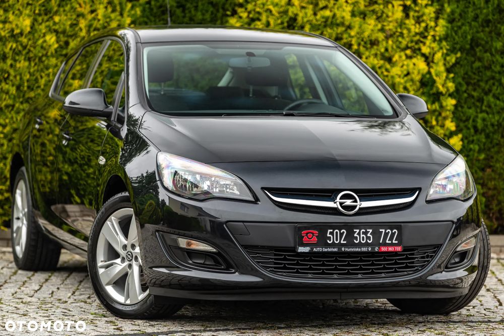 Opel Astra IV GTC 1.4 Active - 12