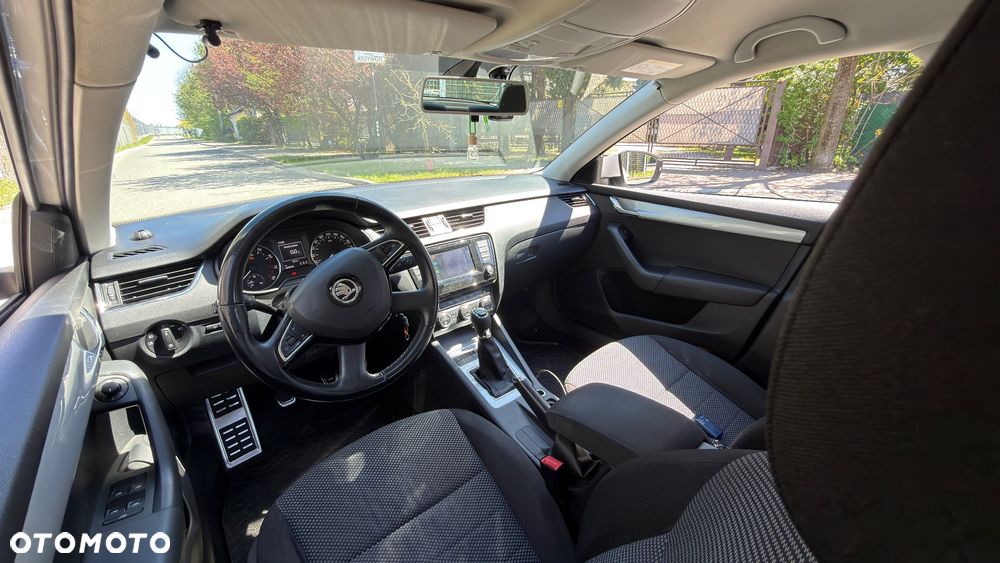 Skoda Octavia 1.4 TSI Ambition - 9