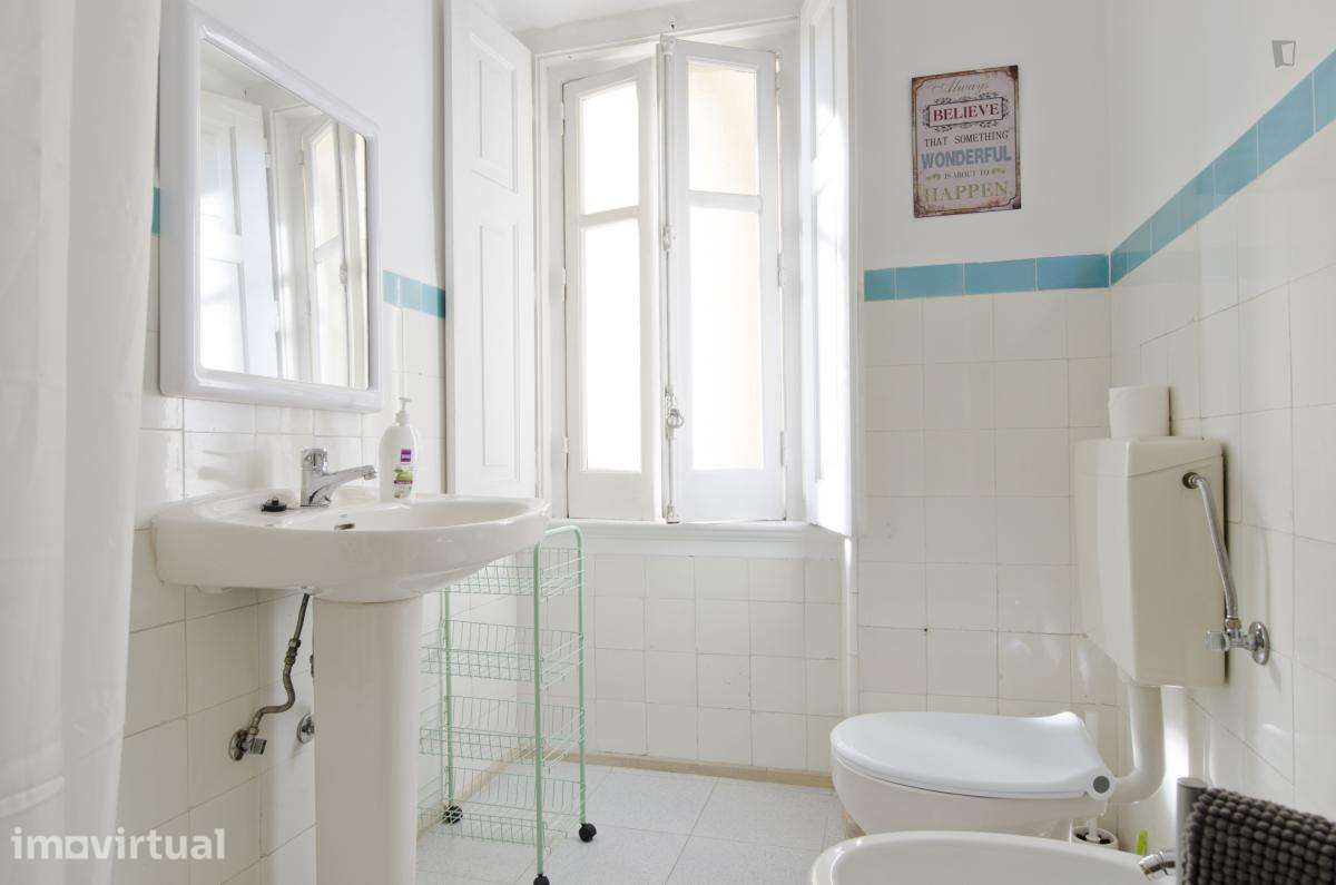 Quarto - localizado em Arroios Lisbon - Grande imagem: 3/18