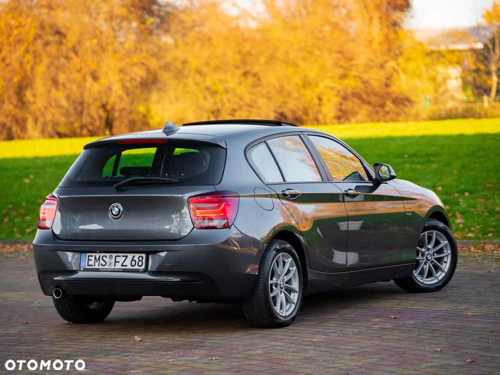 BMW Seria 1 120d Sport Line - 8
