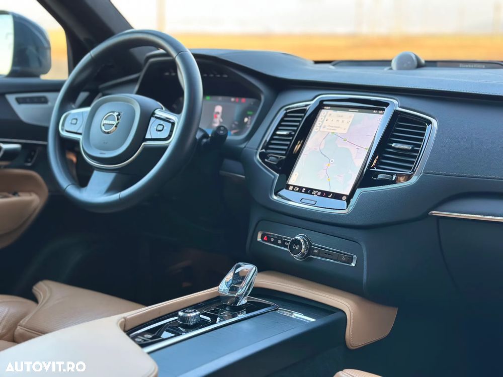Volvo XC 90 T8 AWD Recharge Geartronic Inscription Edition - 24