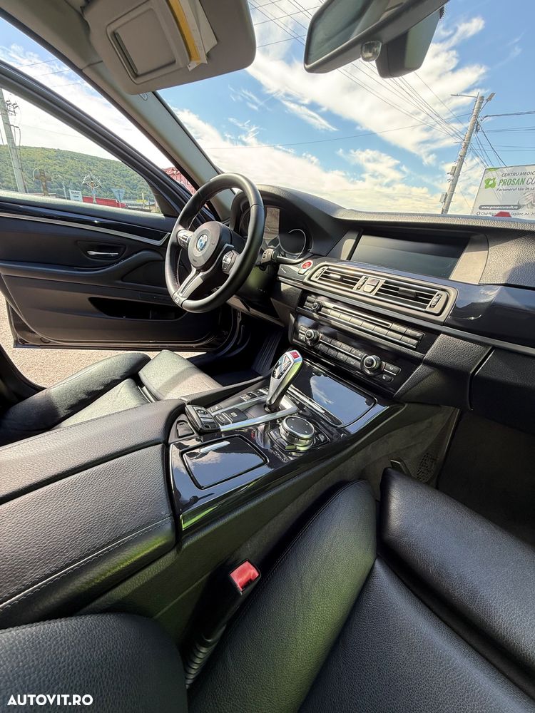 BMW Seria 5 525d Aut. - 14