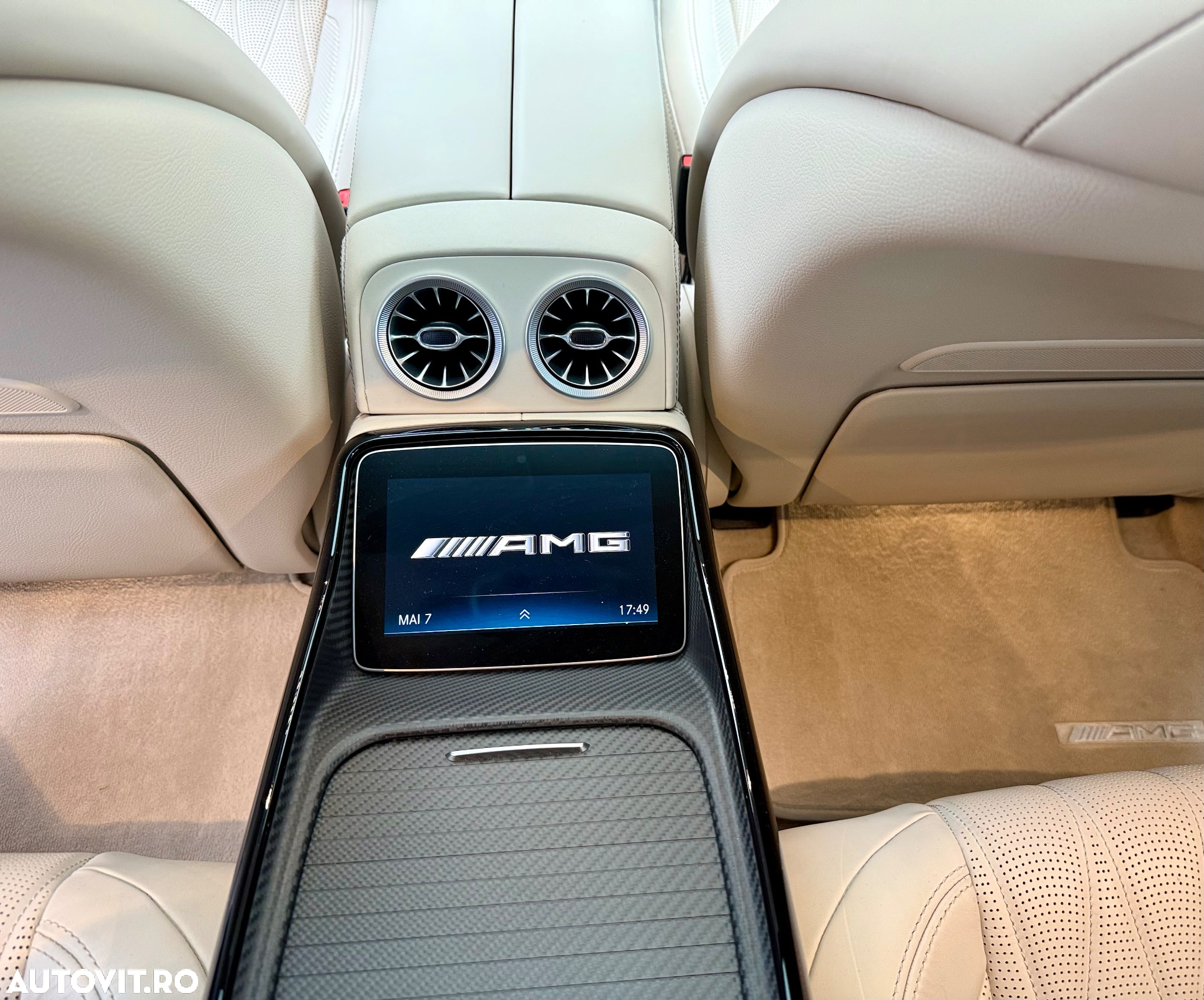 Mercedes-Benz AMG GT - 25