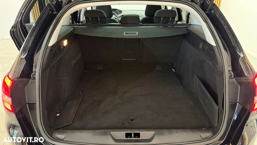 Peugeot 308 - 17