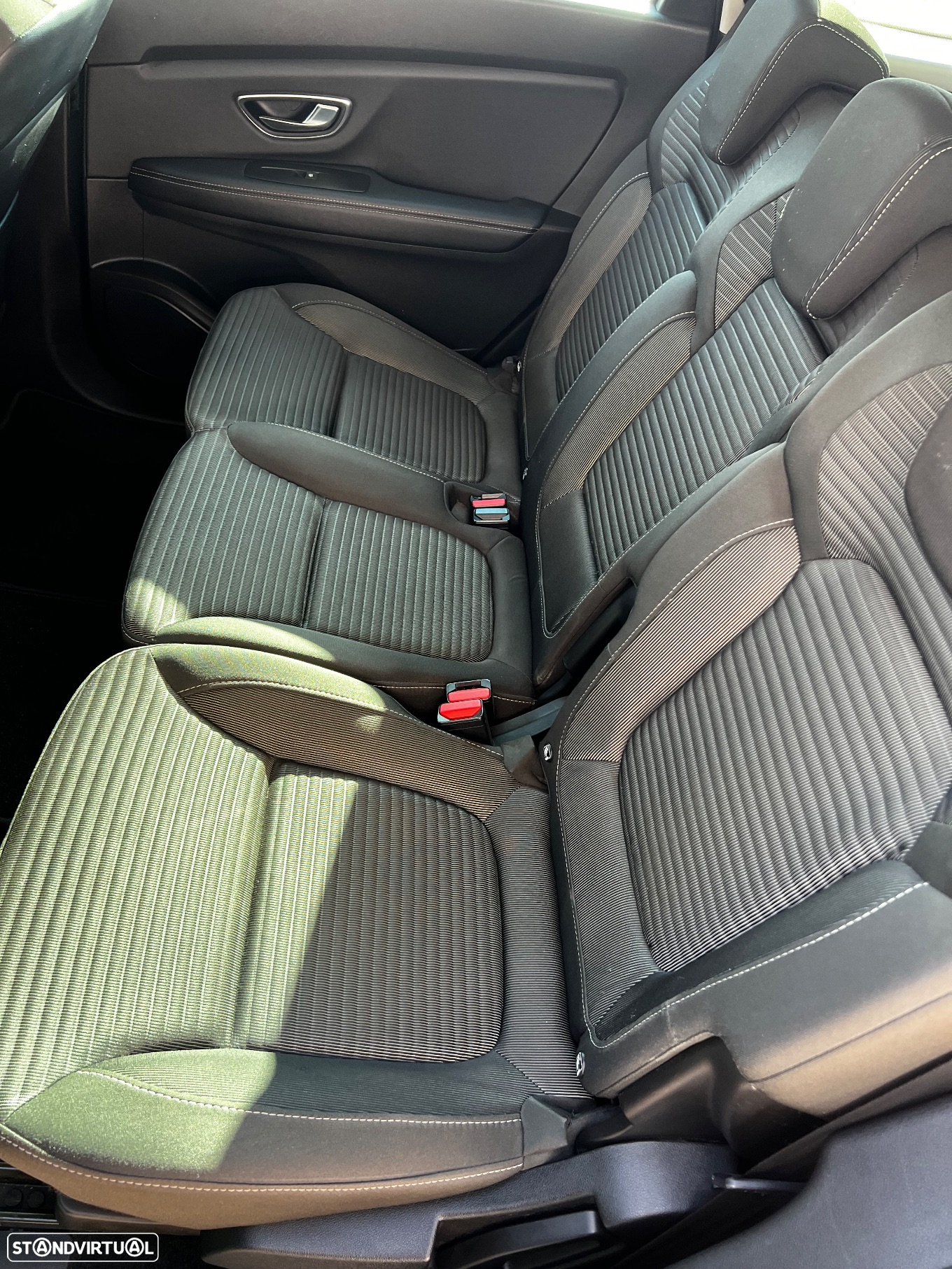 Renault Grand Scénic BLUE dCi 120 EDC LIMITED - 14