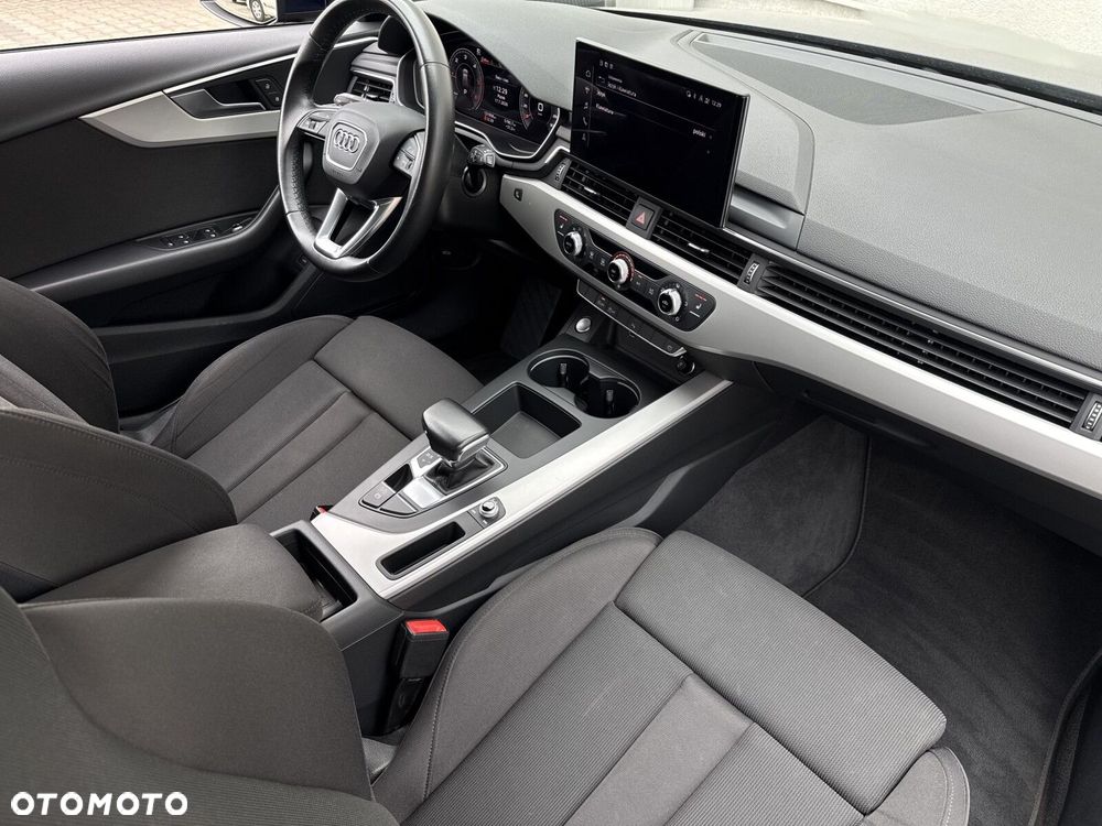 Audi A4 Avant 35 TDI mHEV S tronic - 12