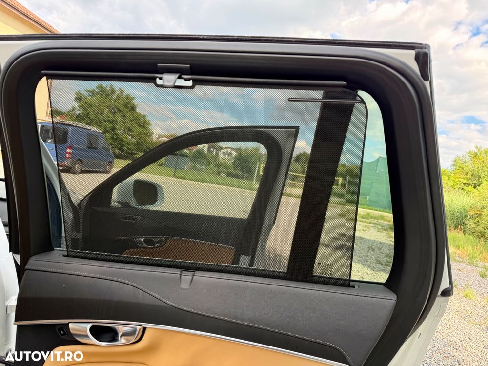 Volvo XC 90 - 22