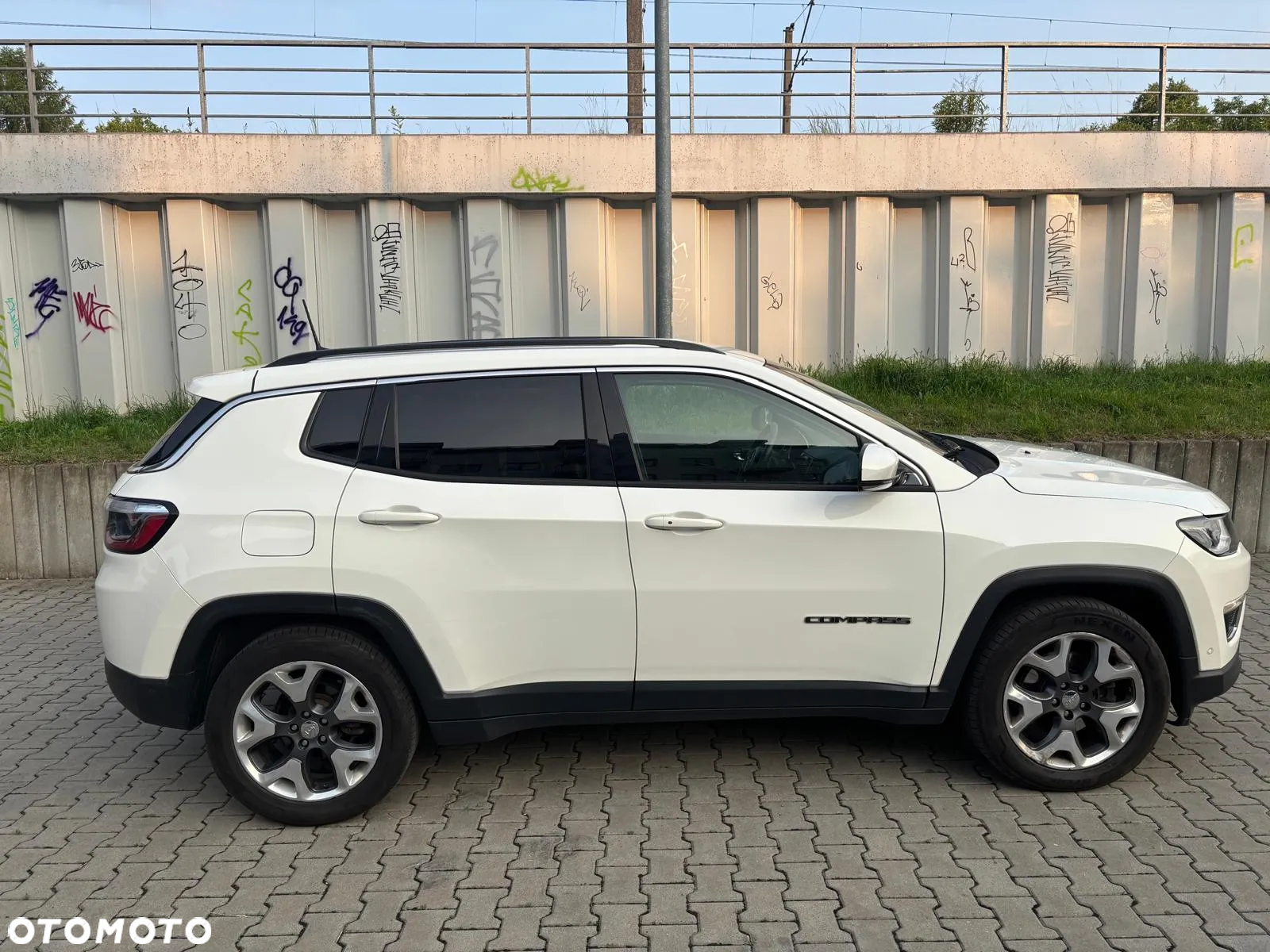Jeep Compass 1.4 TMair Limited FWD S&S - 8