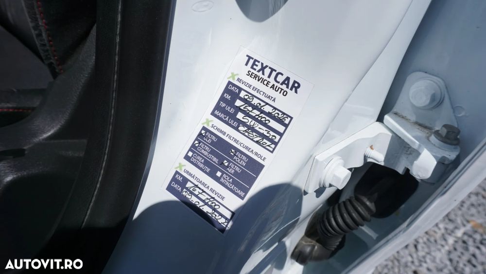 Ford Focus 1.0 EcoBoost Start-Stopp-System ST-LINE DESIGN - 33