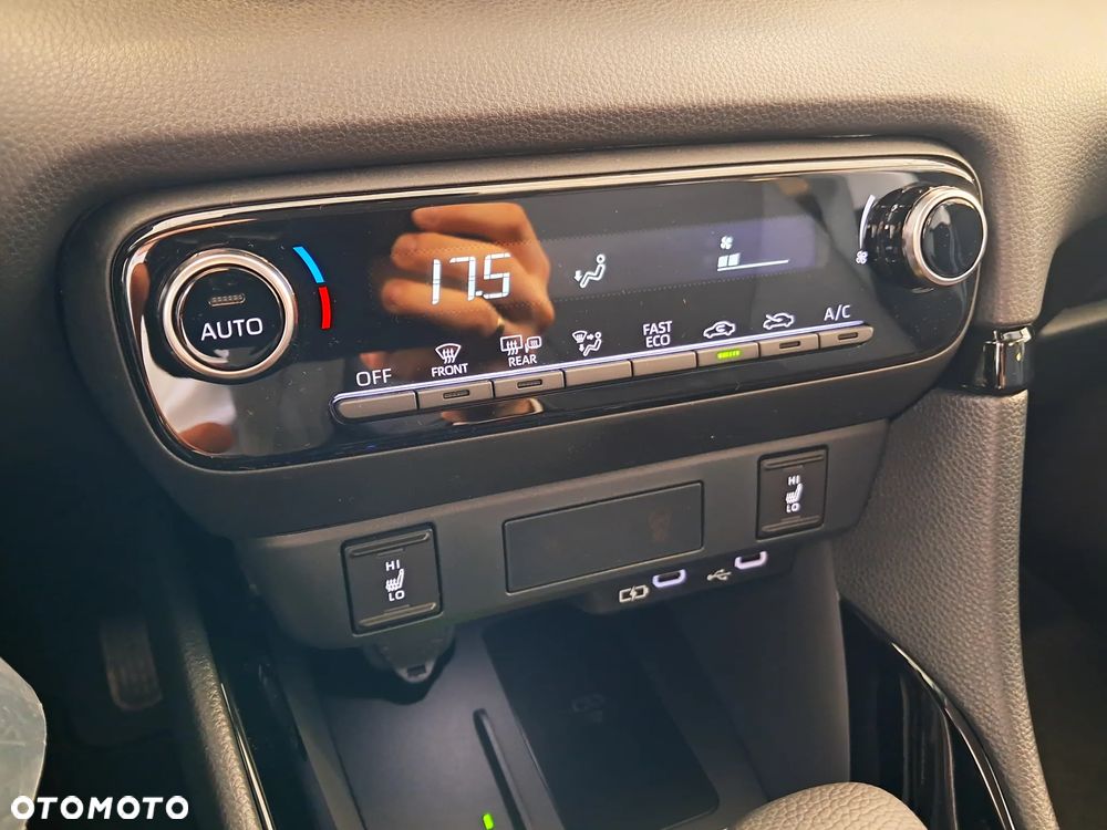 Toyota Yaris Hybrid 1.5 Comfort - 21