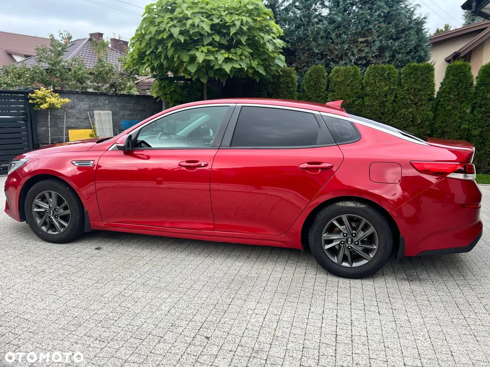 Kia Optima - 11