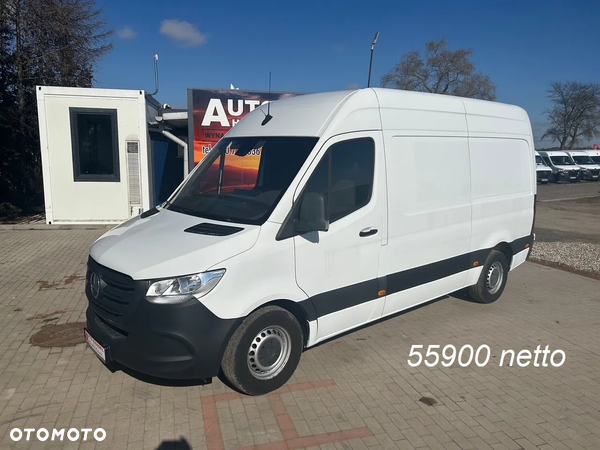Mercedes-Benz Sprinter 214