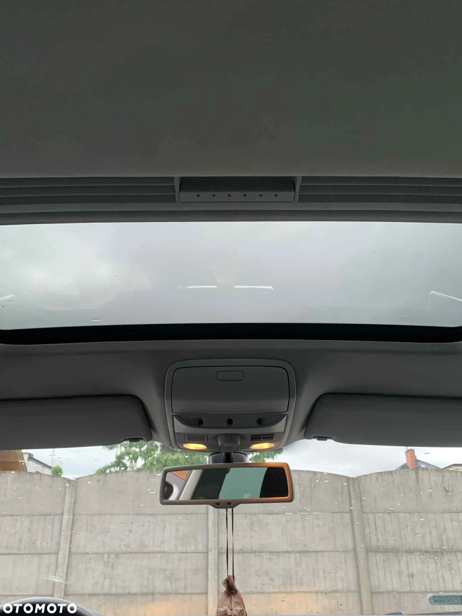 Volkswagen Golf VI 2.0 TDI Highline - 11