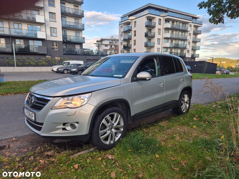 Volkswagen Tiguan - 10