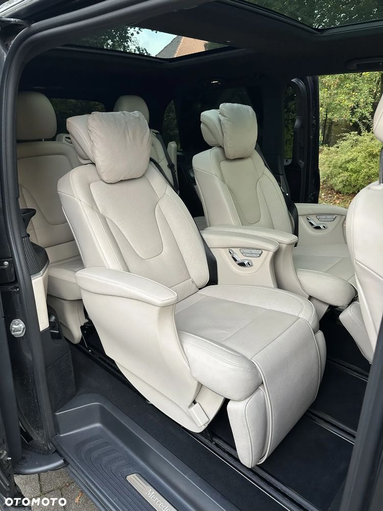 Mercedes-Benz Klasa V 300 d 4-Matic Exclusive 9G-Tronic (d³ugi) - 22