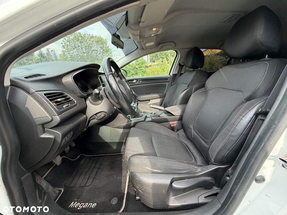 Renault Megane 1.5 dCi Life - 12