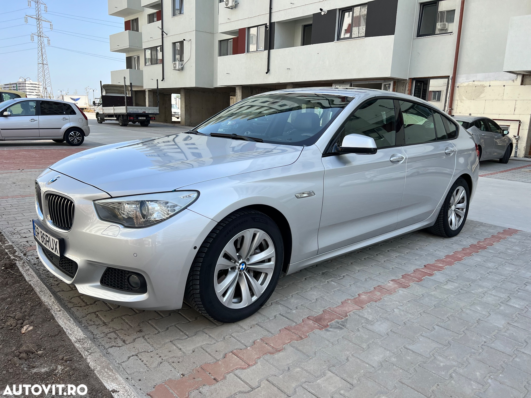 BMW Seria 5 520d Aut. Luxury Line - 2