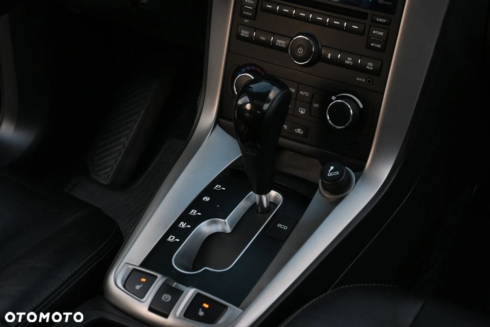 Chevrolet Captiva 3.0 4WD LTZ - 23