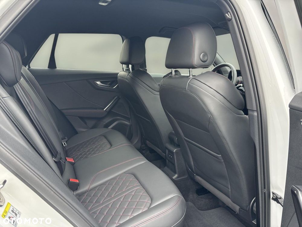 Audi Q2 40 TFSI Quattro S tronic - 12