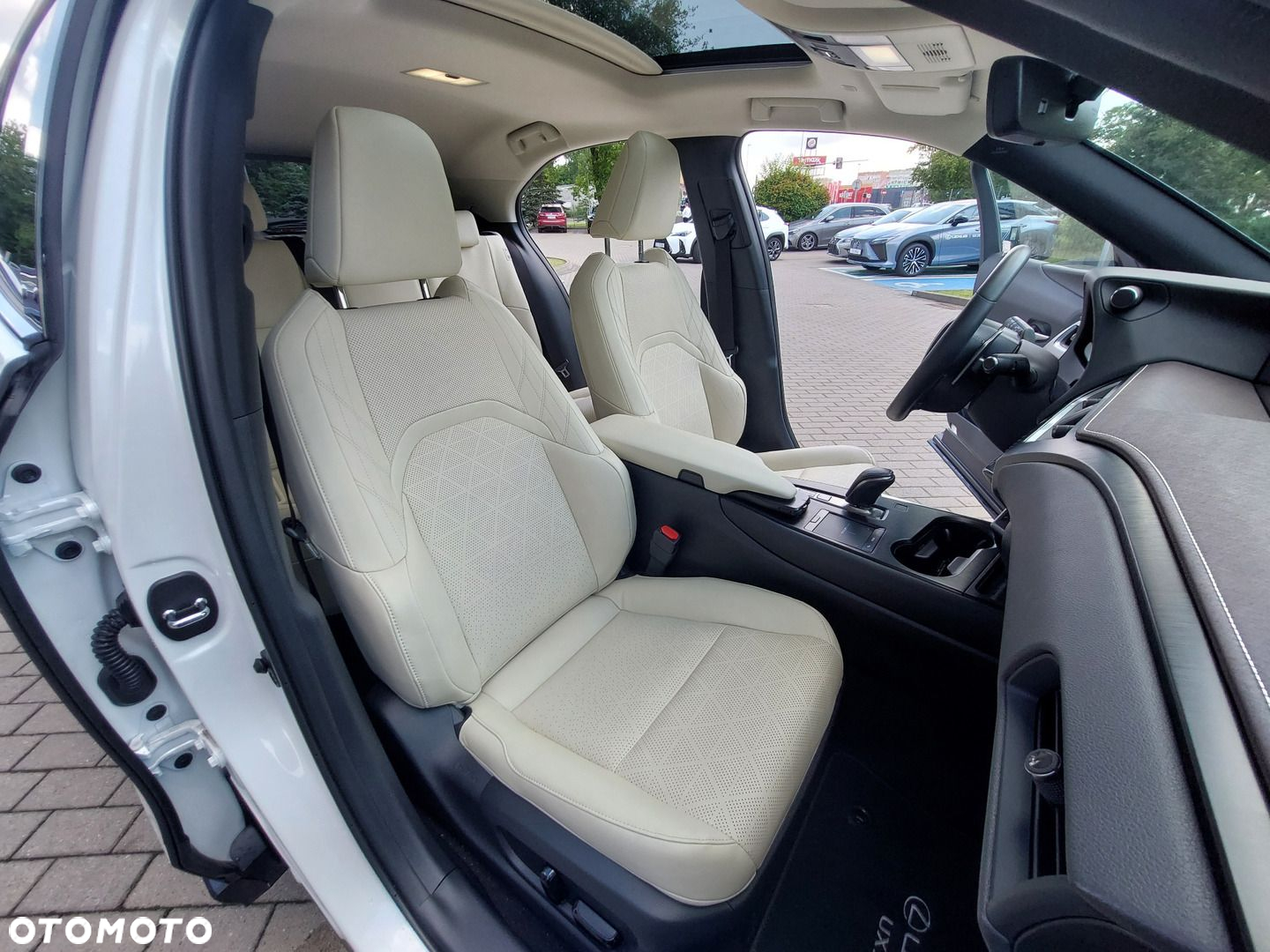 Lexus UX - 17