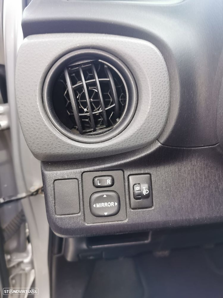 Toyota Yaris 1.0 VVT-i ACtive+AC - 26