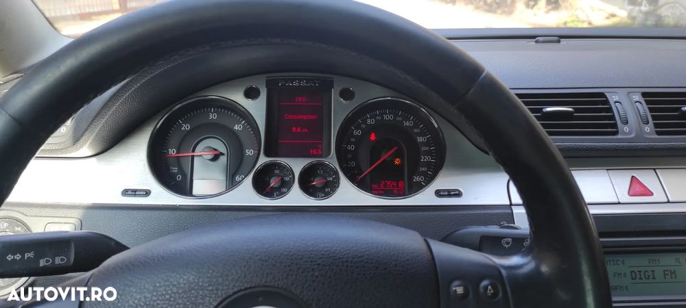 Volkswagen Passat - 7