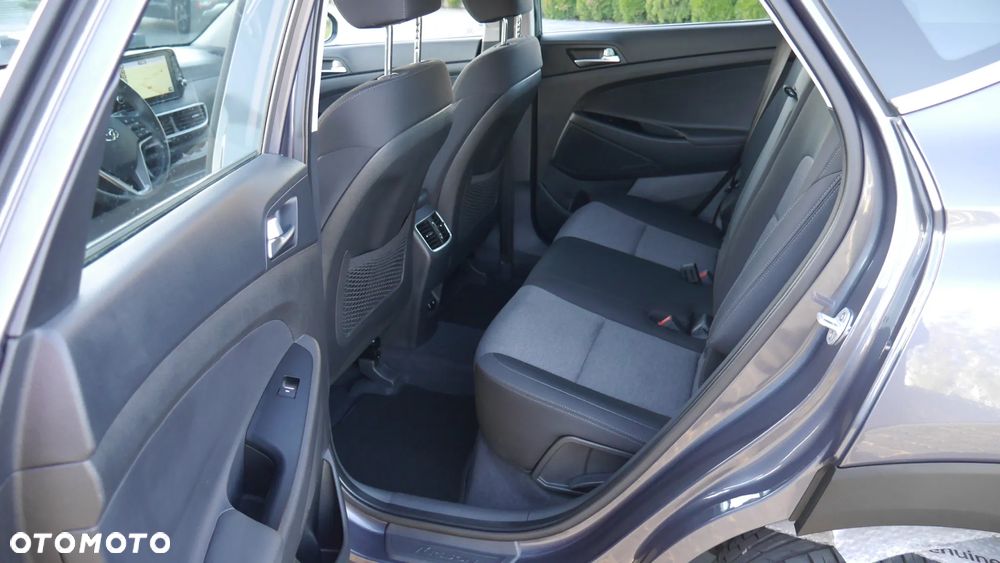Hyundai Tucson 1.6 GDI BlueDrive Style 2WD - 16