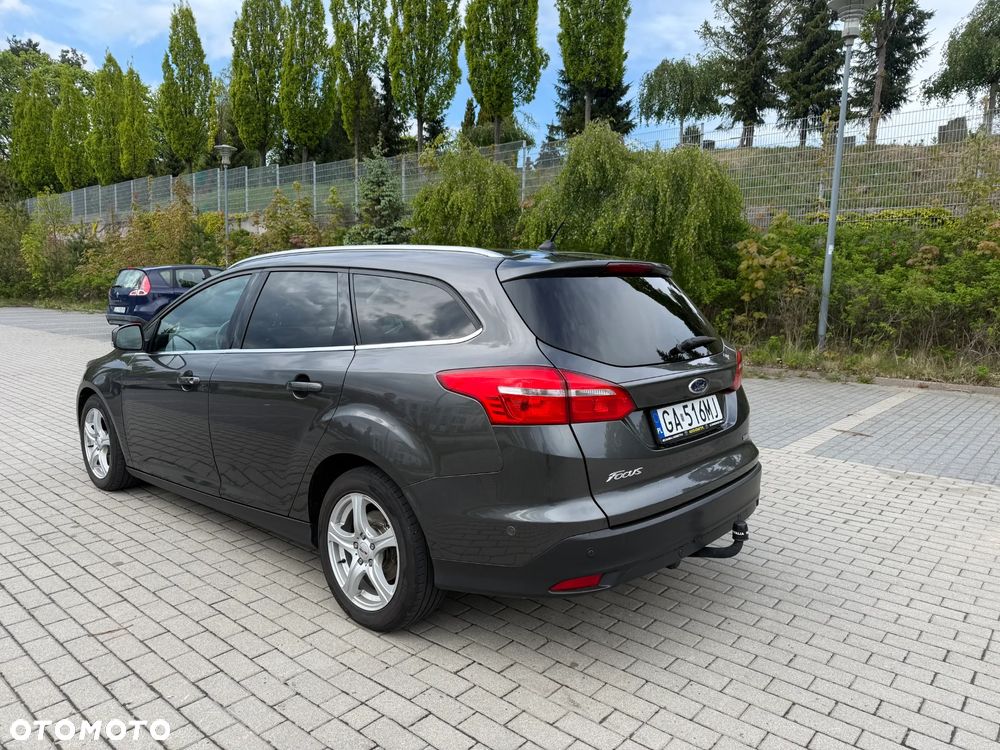 Ford Focus 1.0 EcoBoost STart-Stopp-System TITANIUM - 5