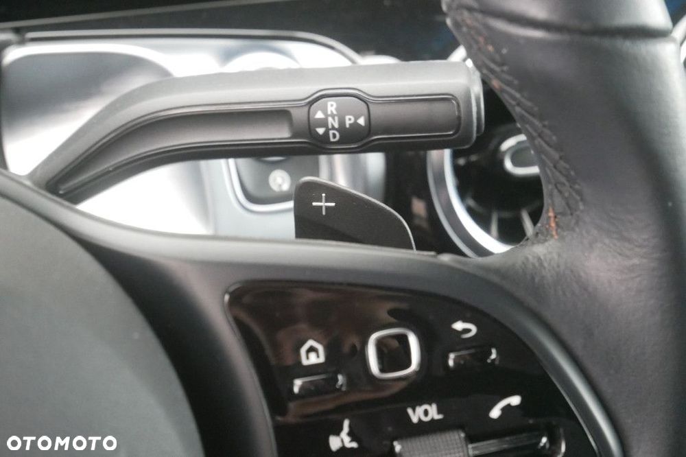 Mercedes-Benz GLB - 27