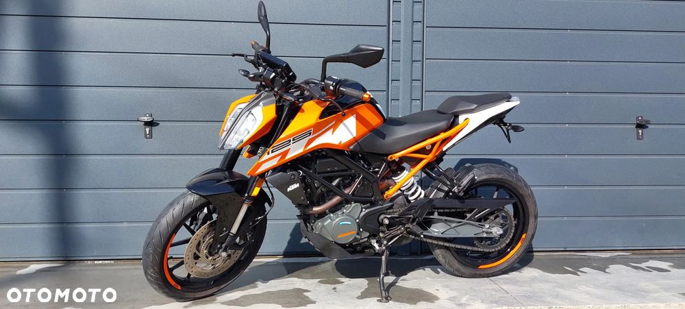 KTM Duke