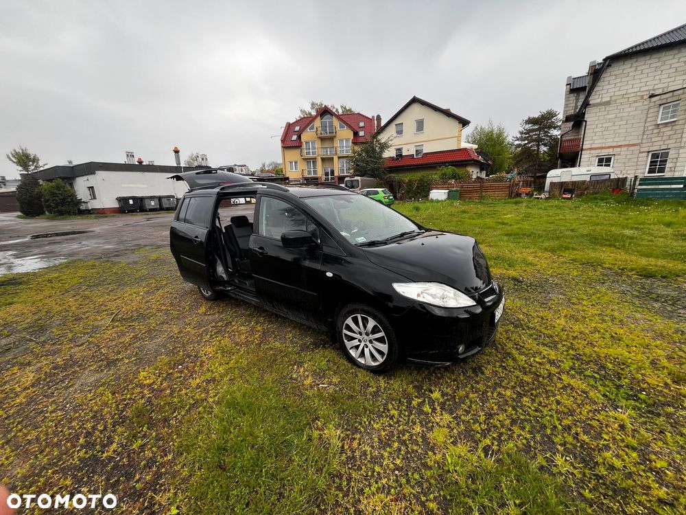 Mazda 5 - 15