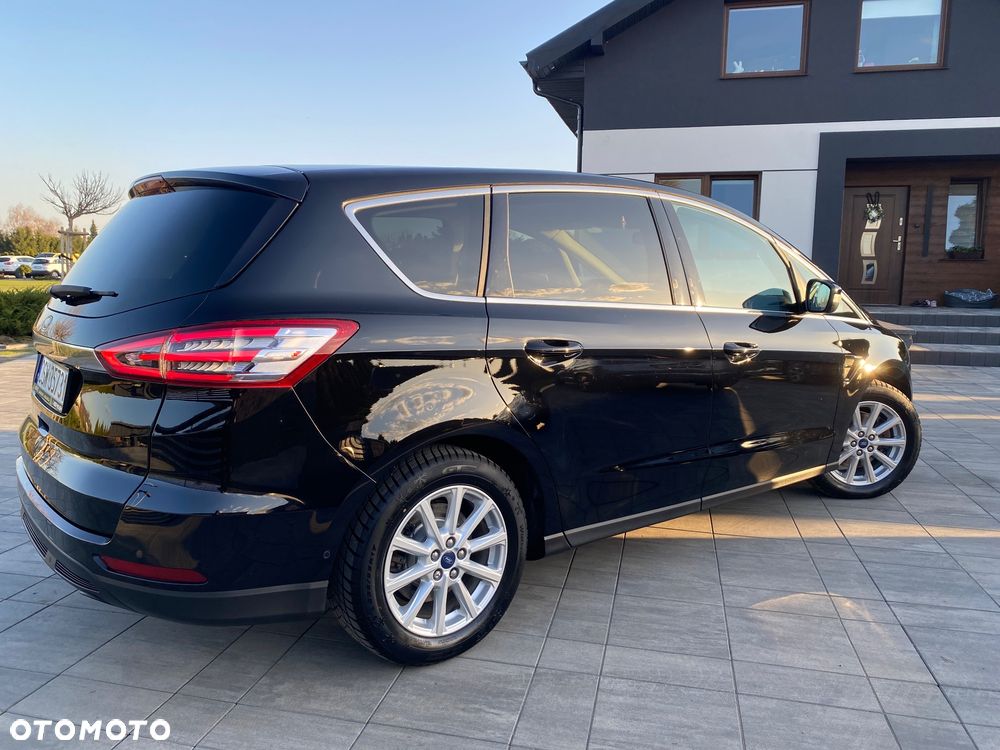 Ford S-Max 2.0 EcoBlue Titanium - 36
