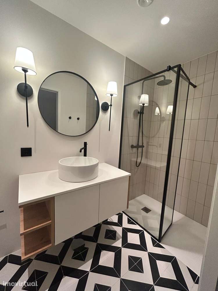 T0 Novo de Qualidade Superior | Totalmente Equipado - Grande imagem: 5/14