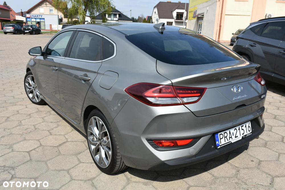 Hyundai i30 1.4 T-GDI YES - 4