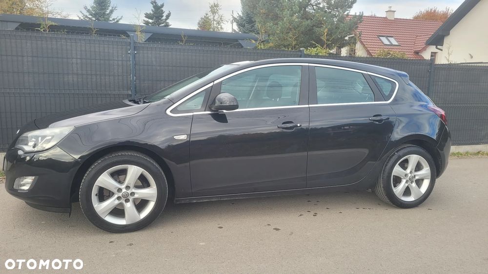 Opel Astra - 11