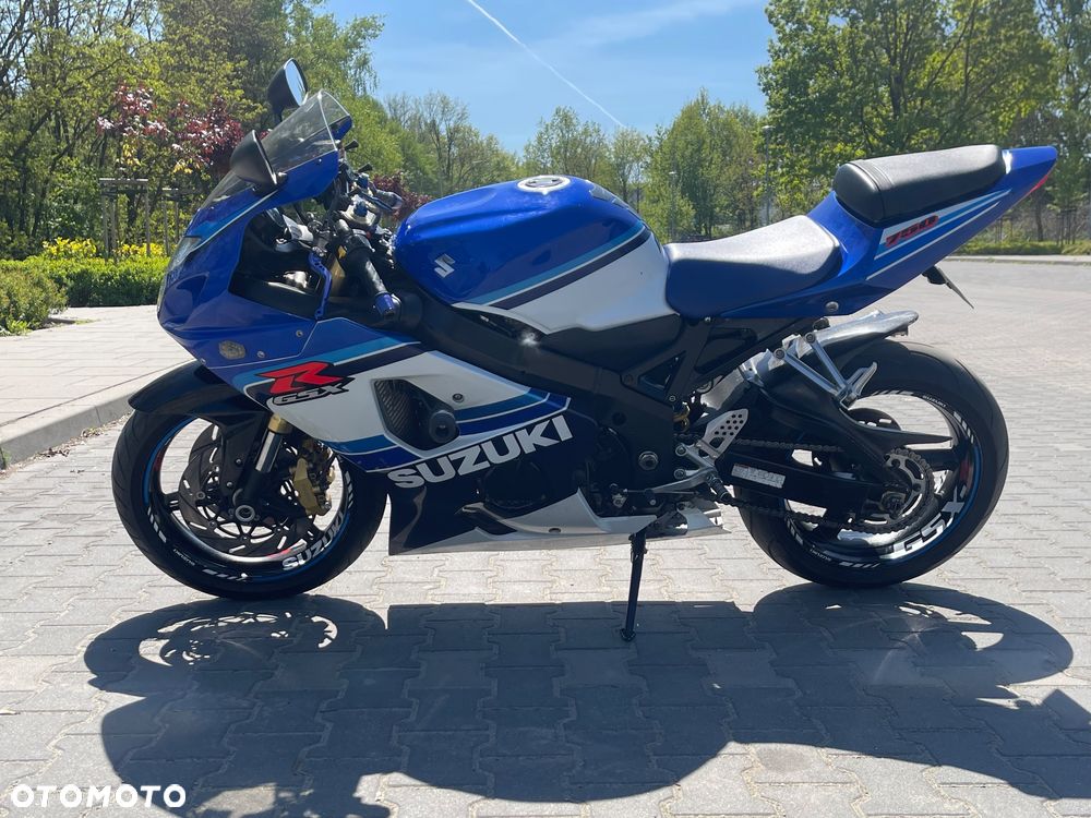 Suzuki GSX-R - 7