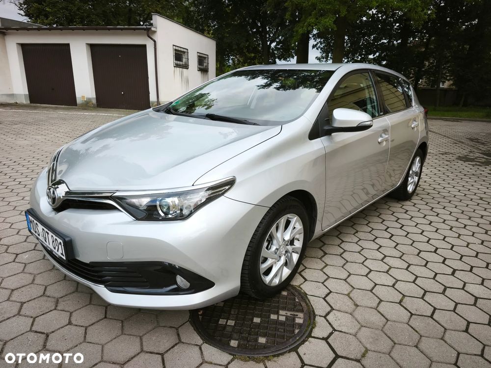 Toyota Auris 1.2 Turbo Edition S+ - 2